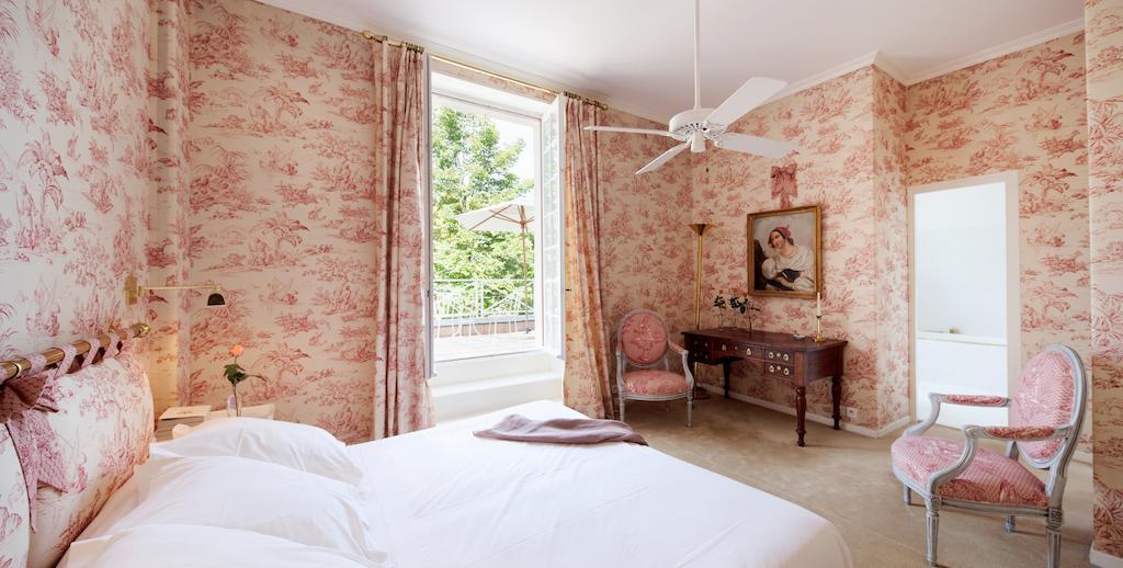 Hotel Les Pres D'Eugenie Habitación foto