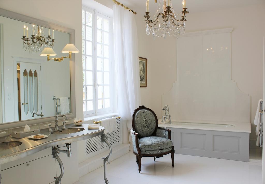 Hotel Les Pres D'Eugenie Habitación foto
